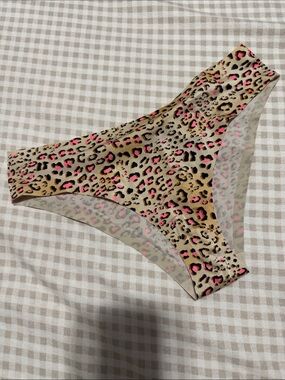 Victoria's Secret no show pantie